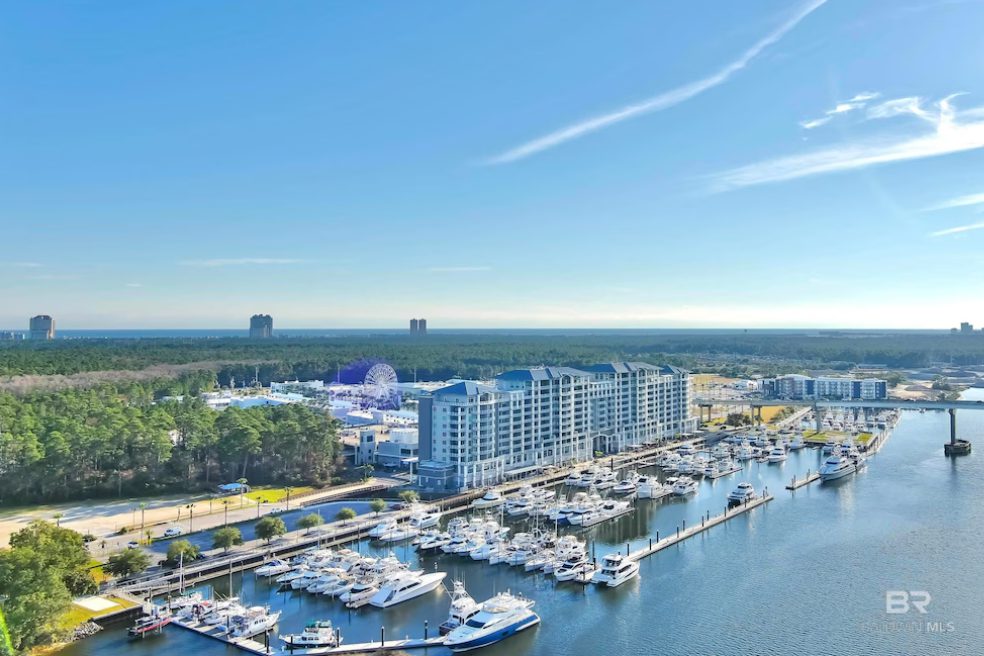 Beach Life Realty